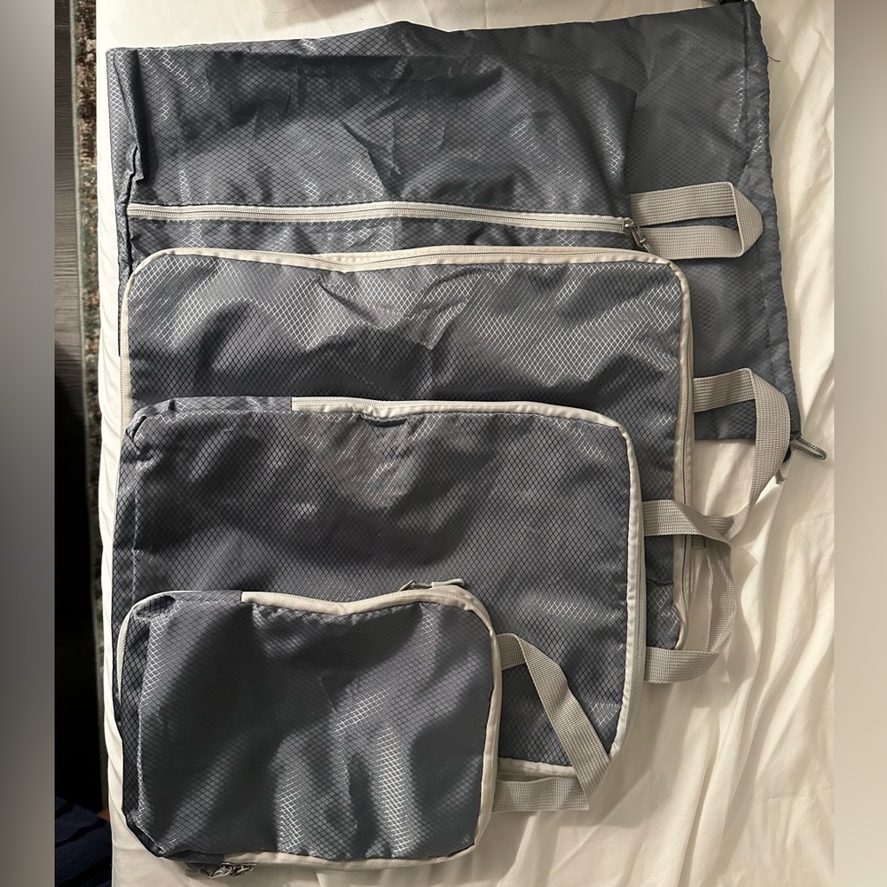 Compressed travel bags